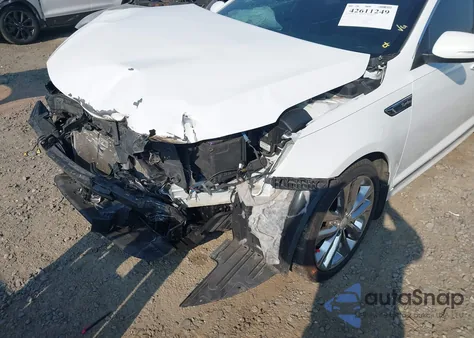 2015 Kia Optima Sxl Turbo z USA, uszkodzony, nr VIN 5XXGR4A65FG375128